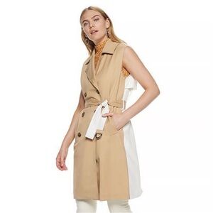 Two-Tone Tan and White Sleeveless Trench Coat